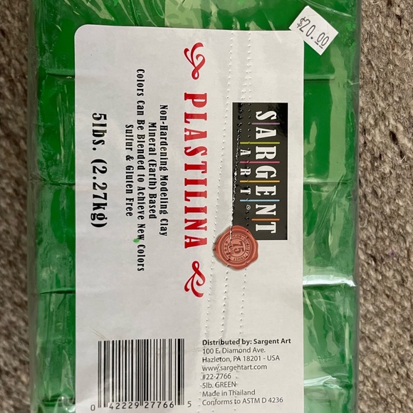 Green Creative Modeling Material - Picture 2 of 2